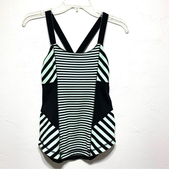 Lululemon Work It Out Tank Top sz 4 Scoop Neck Shelf Bra Black & Mint Athletic - Picture 1 of 5